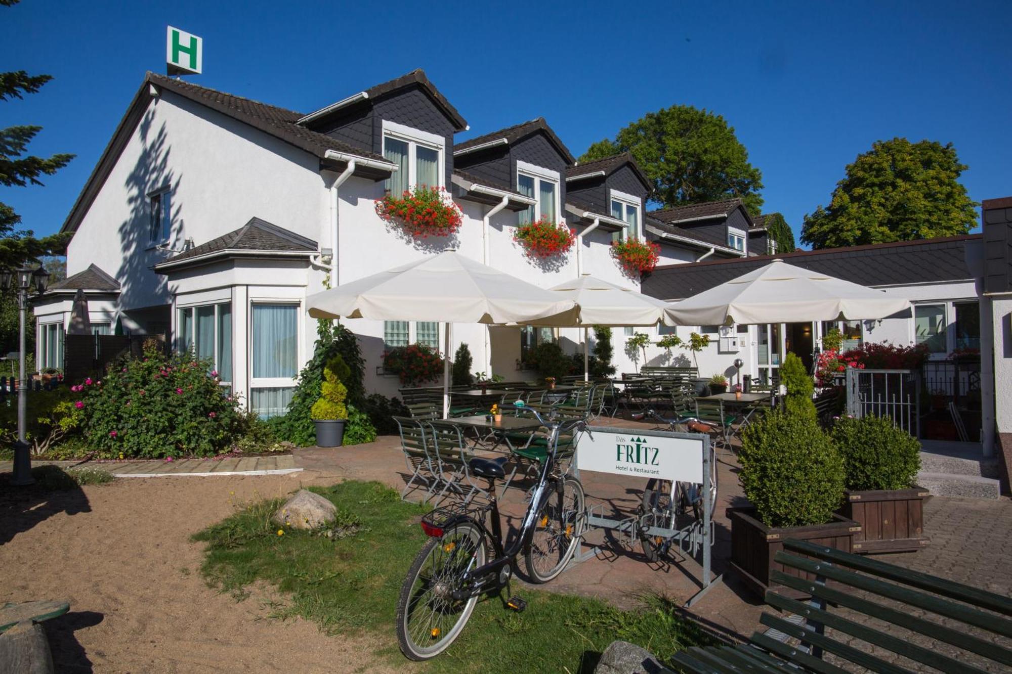 Das Fritz Hotel Schwerin Schoene Lage Im Gruenen Mit Regionaler Kueche Kostenfreien Parkplaetzen Und E Ladestation Ngoại thất bức ảnh