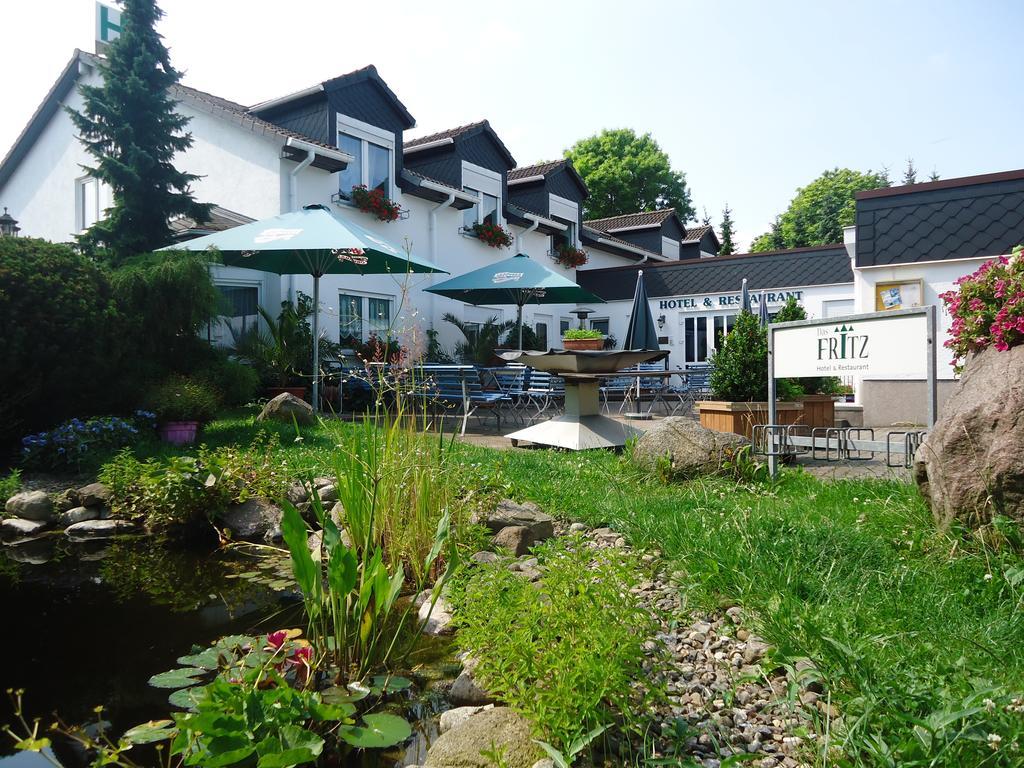 Das Fritz Hotel Schwerin Schoene Lage Im Gruenen Mit Regionaler Kueche Kostenfreien Parkplaetzen Und E Ladestation Ngoại thất bức ảnh